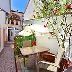 Apartments Rimac 663