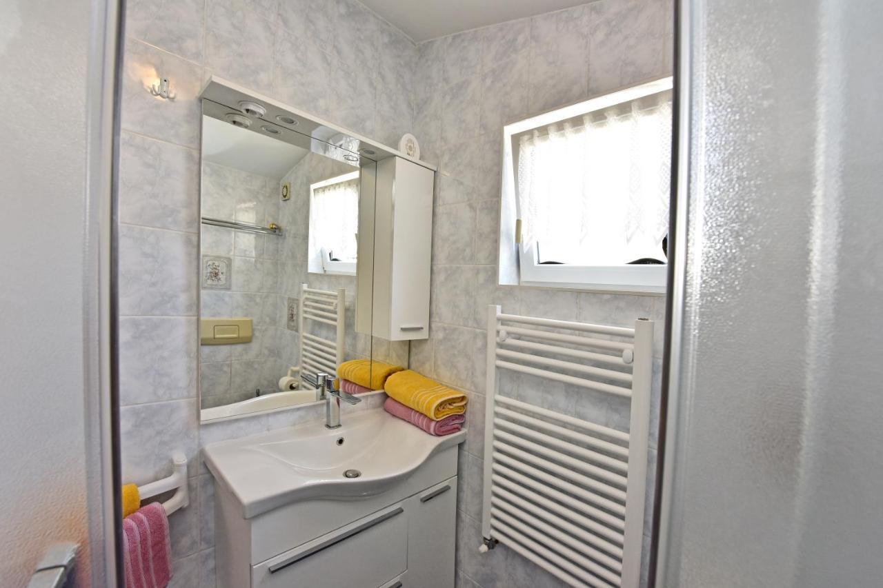 Apartment Rimac 663 *