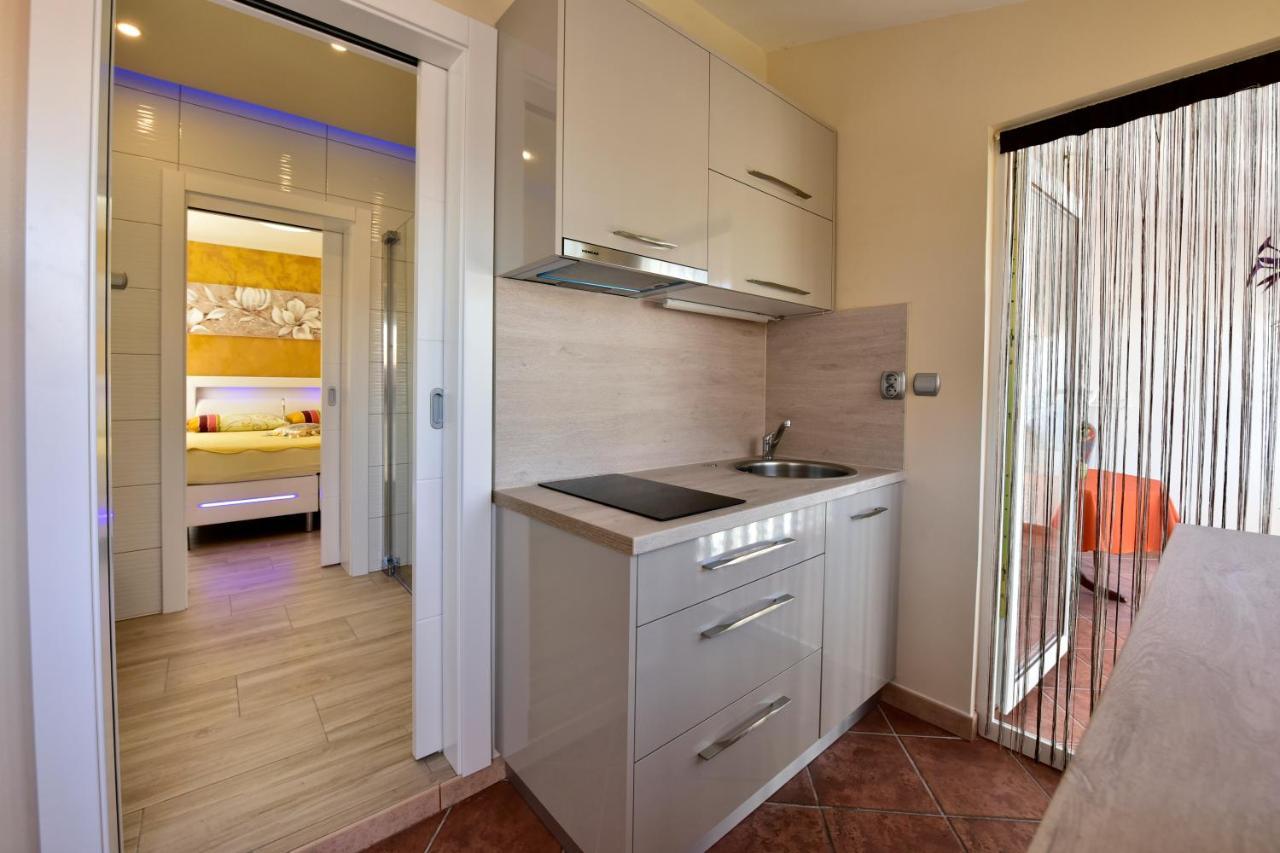Apartment Rimac 663 *