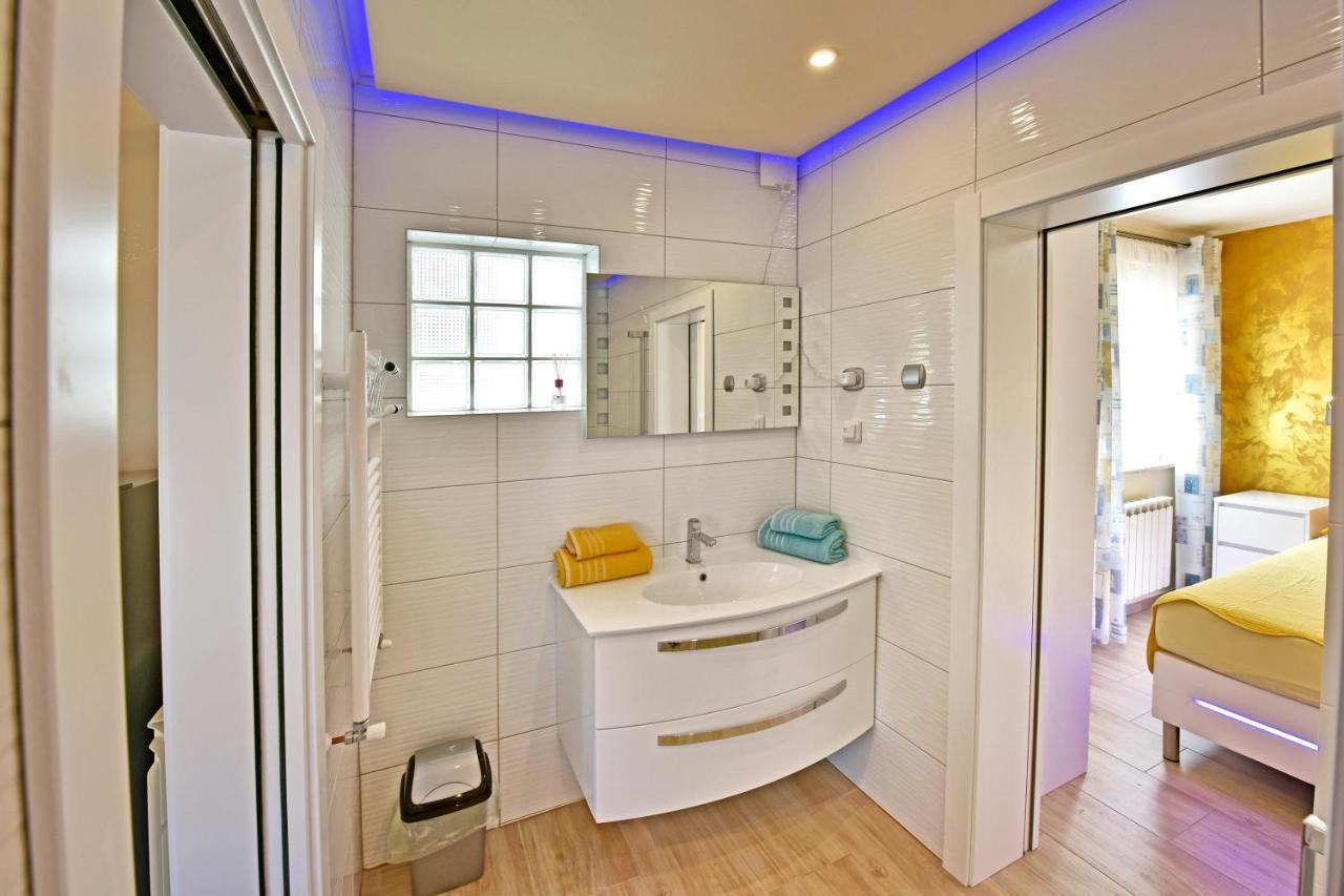Apartment Rimac 663 Porec